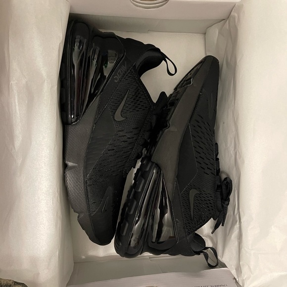 Nike Air Max 270 - Picture 1 of 6